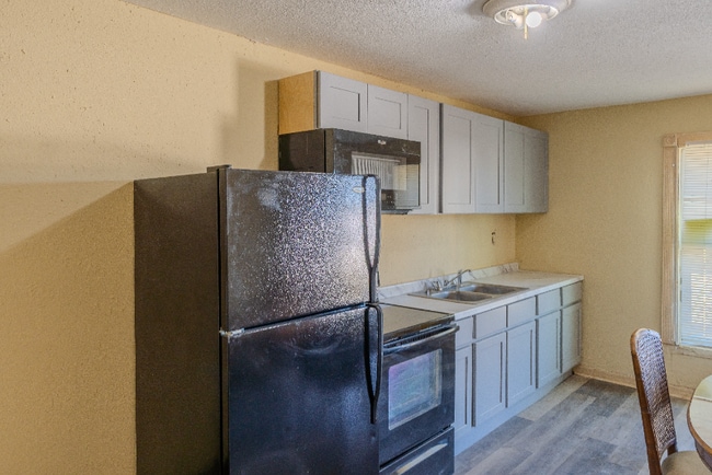 Photo - 804 M.L.K. Blvd NE Unidad 1