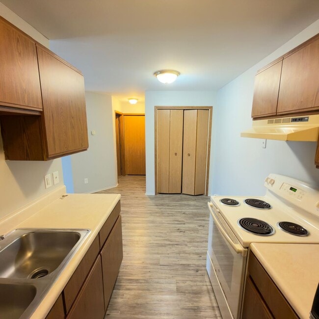 Photo - Large One Bedroom Apartment! Washer and Dryer in Unit! Unit 519 Donna Street NW