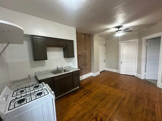 Photo - 4806 Euclid Ave Unit 17