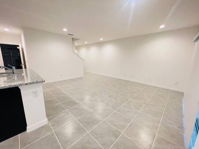 Photo - Coming Soon!!!-Blue Springs Reserve-180 Glass Onion Dr Groveland, FL 34737