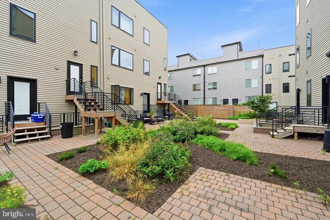 2010 N 5th St Unit 2C