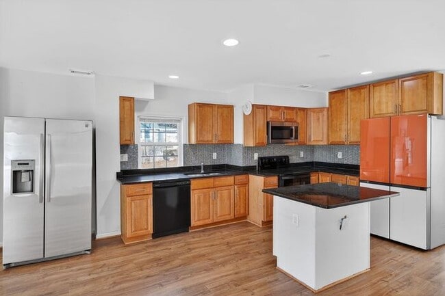 Photo - 7920 Temple Hill Rd