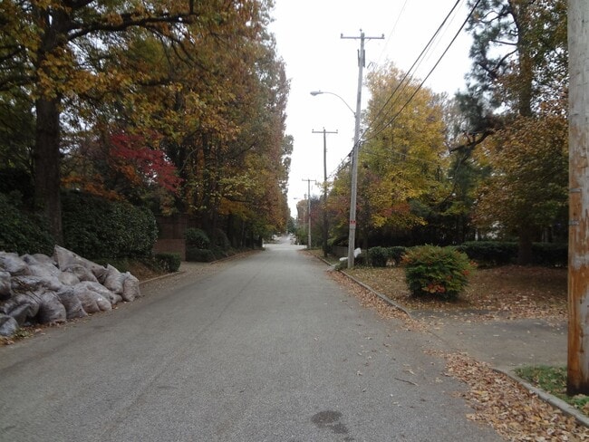 Photo - 1 bedroom duplex with washer and dryer