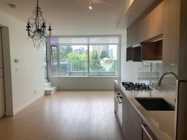 Photo - 505-6538 Nelson Avenue Unit 505