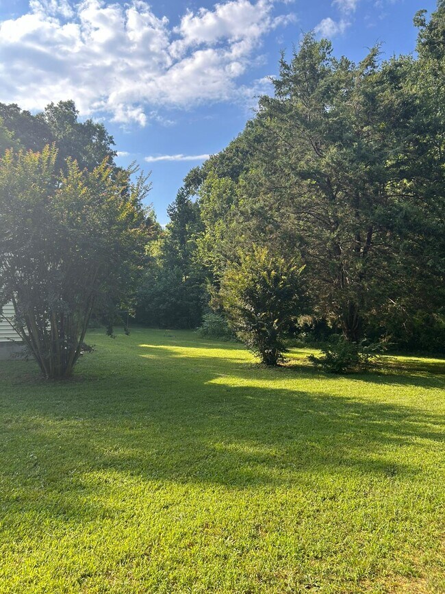 Photo - 1324 Manfield Rd