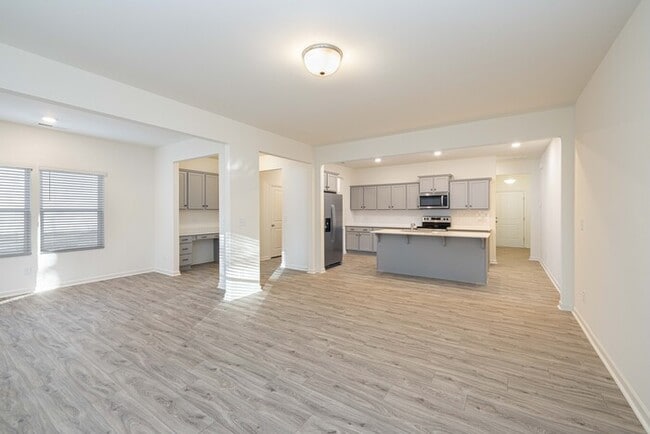 109 Gaelic Dr