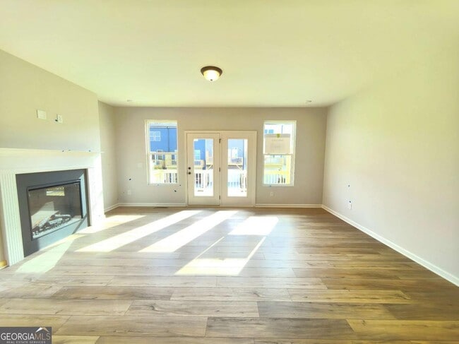 Photo - 2865 Beacon Cove