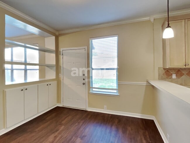 Photo - 3203 Farrel Hill St