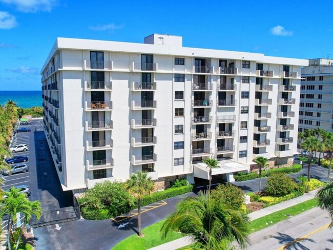 Building Photo - 145 Ocean Ave Unit 220 Rental