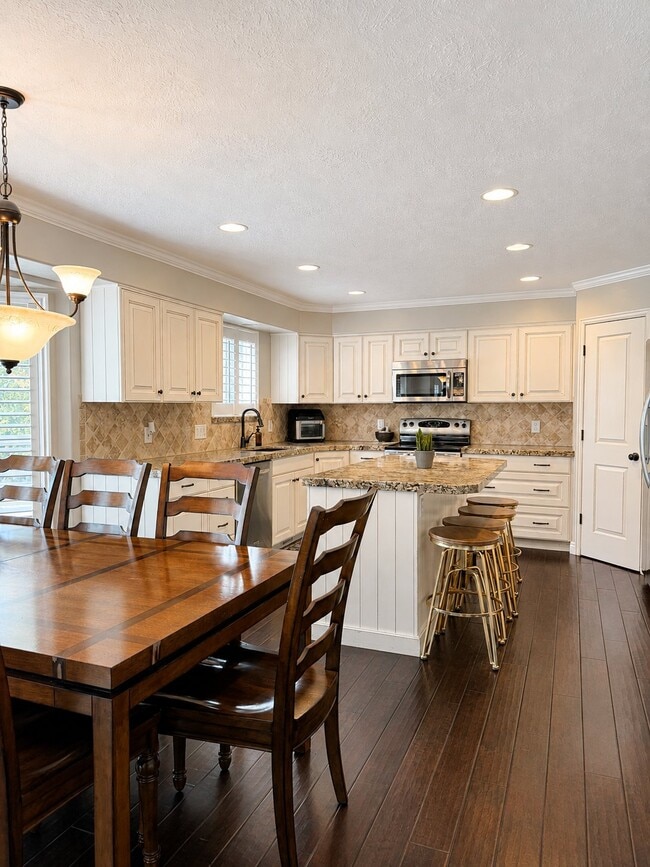 Photo - 7136 Ponderosa Dr