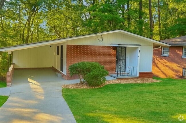 Building Photo - 872 Harwell Rd NW Rental