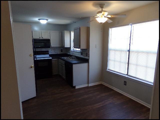 Photo - 35 Point W Cir