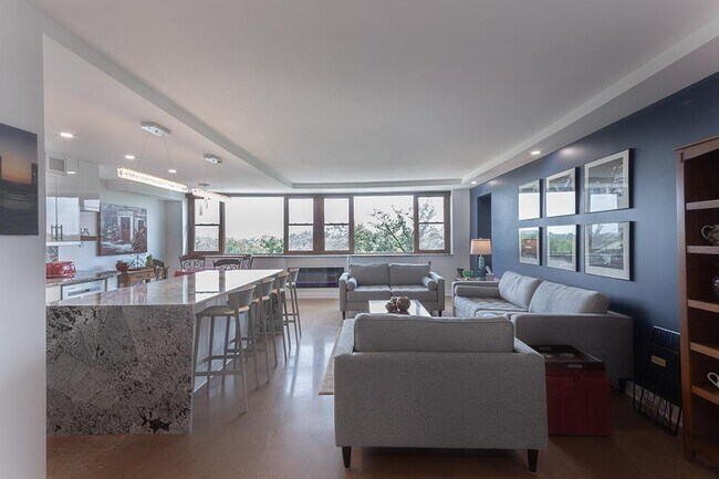 Photo - 1620 E Broad St Unidad 603 Rental