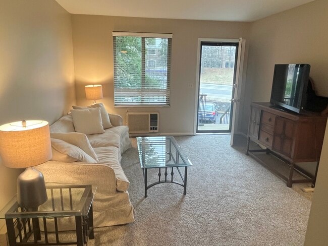 Building Photo - 2601 Hillsboro Pike Unit Villager Rental