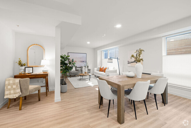 Building Photo - Broadstone Savoie Rental