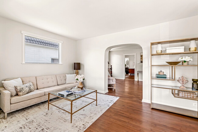 Living Room - 174 W 7th St