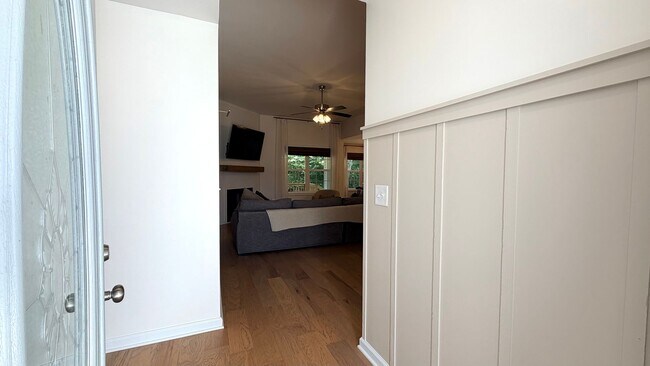 Photo - 750 Gleason Dr