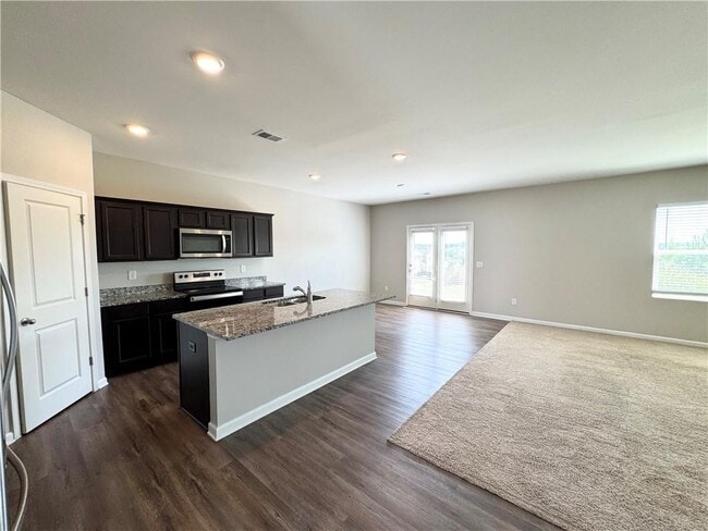Photo - 210 Catania Way NW