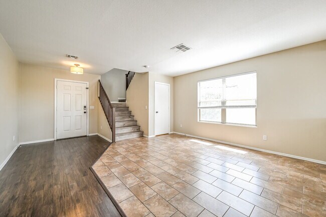 15331 W Cameron Cir