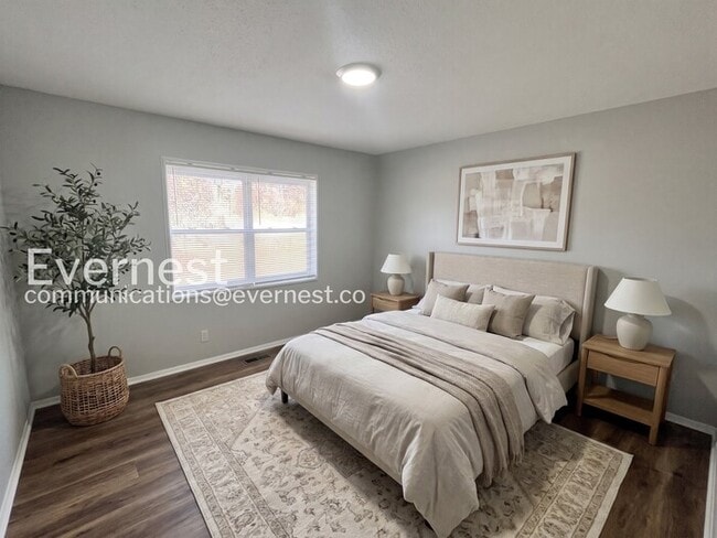 Photo - 204 W Monticello Ave