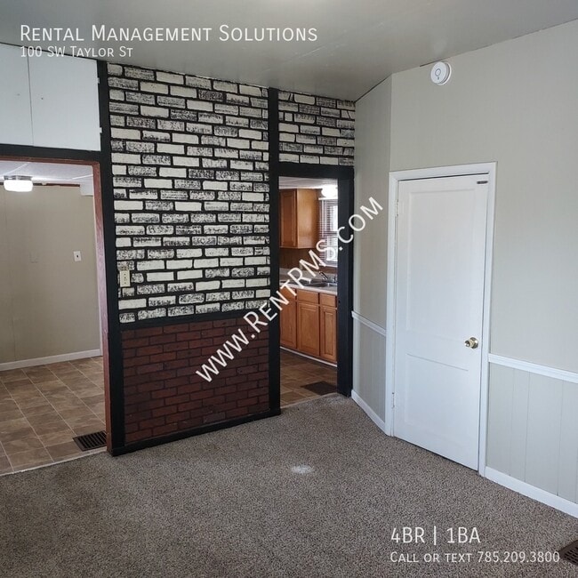 Photo - 100 SW Taylor St