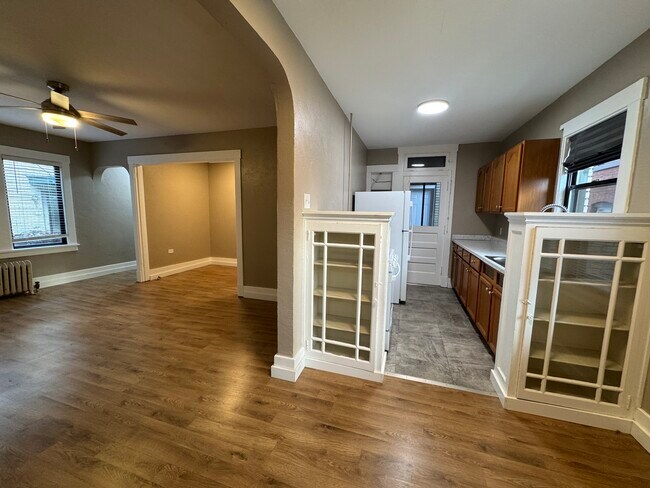 Photo - 2816 Broadway Ave Unidad I