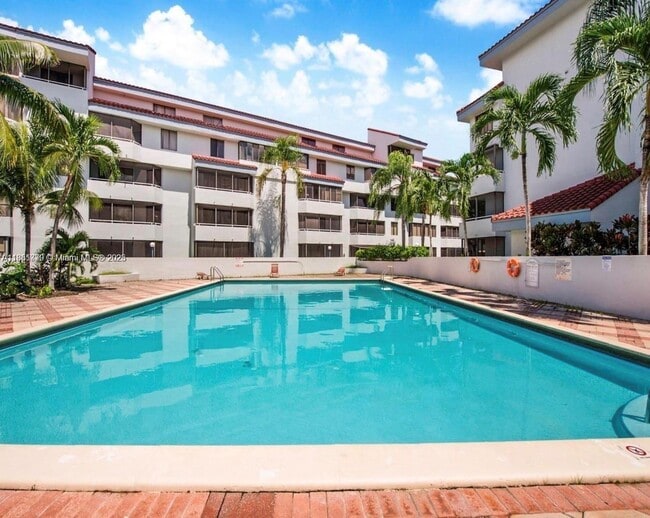 Building Photo - 8335 SW 152nd Ave Unit B409 Rental