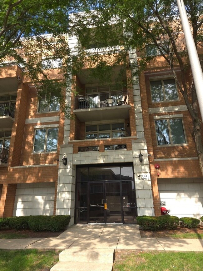 Building Photo - 4330 N Neva Ave