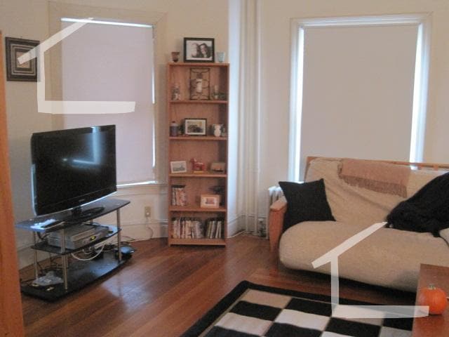 Photo - 77 Thorndike St Unit 1
