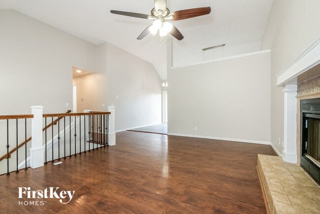 Photo - 11105 N Wallace Ave