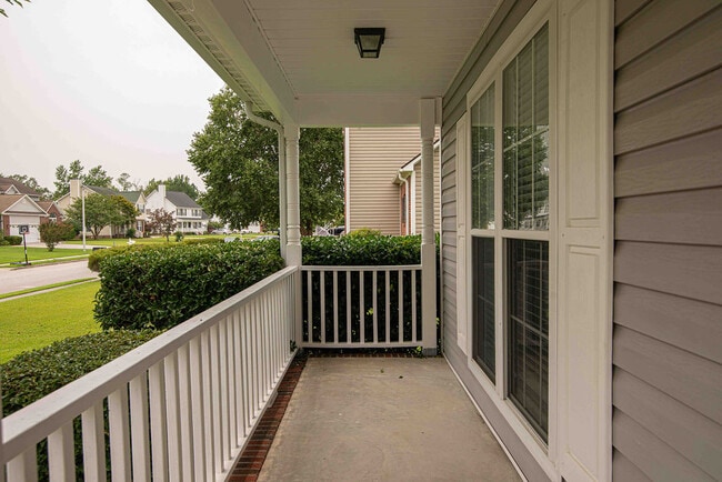 Photo - 209 Lansing Ct
