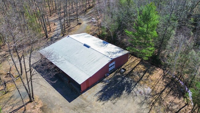 Building Photo - 45 Hoppen Rd