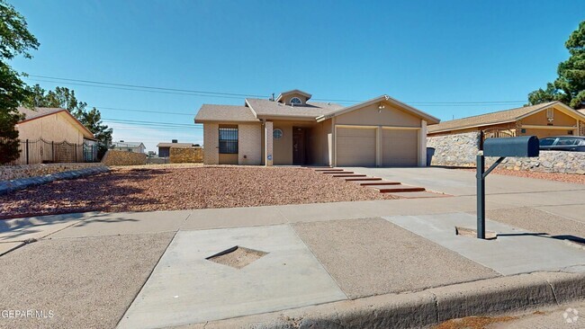 Building Photo - 11640 Jim Thorpe Dr Rental