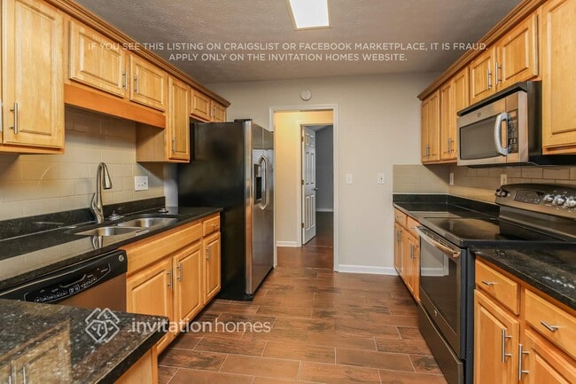 Photo - 4502 Keenly Valley Dr NE