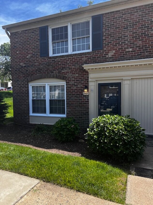 Photo - 8501 Westover Court