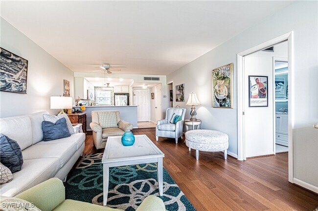 Photo - 1 High Point Cir W Condo Unit 102