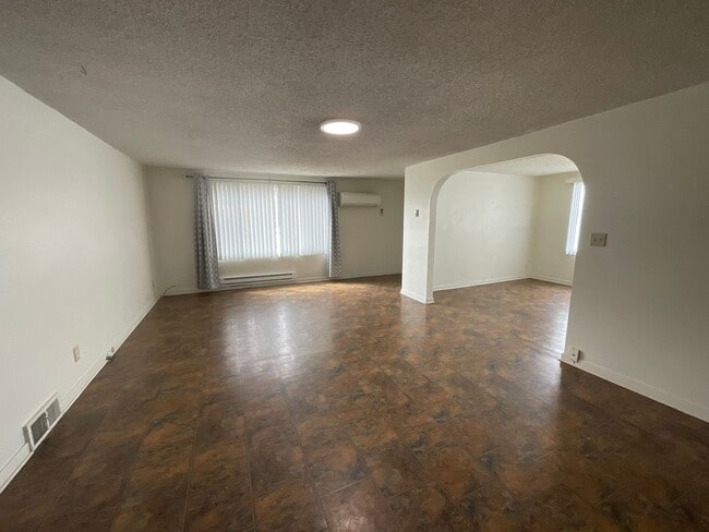 Photo - 2 Bed, 1 Bath Rambler - Downtown Ferndale