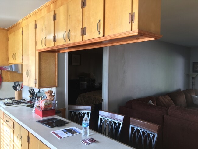 Photo - 1121 W Churchill St