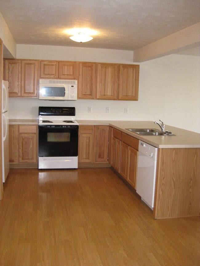 Photo - 7200-7204 Dorchester Unit 7200