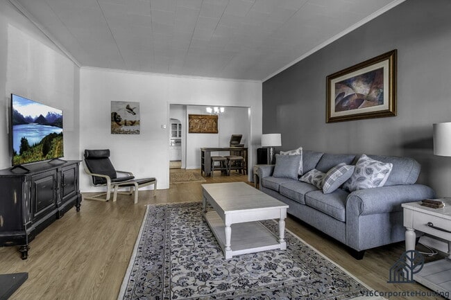 Photo - Furnished 2-Bedroom First-Floor Apartment Near Elmwood Village Unit 1