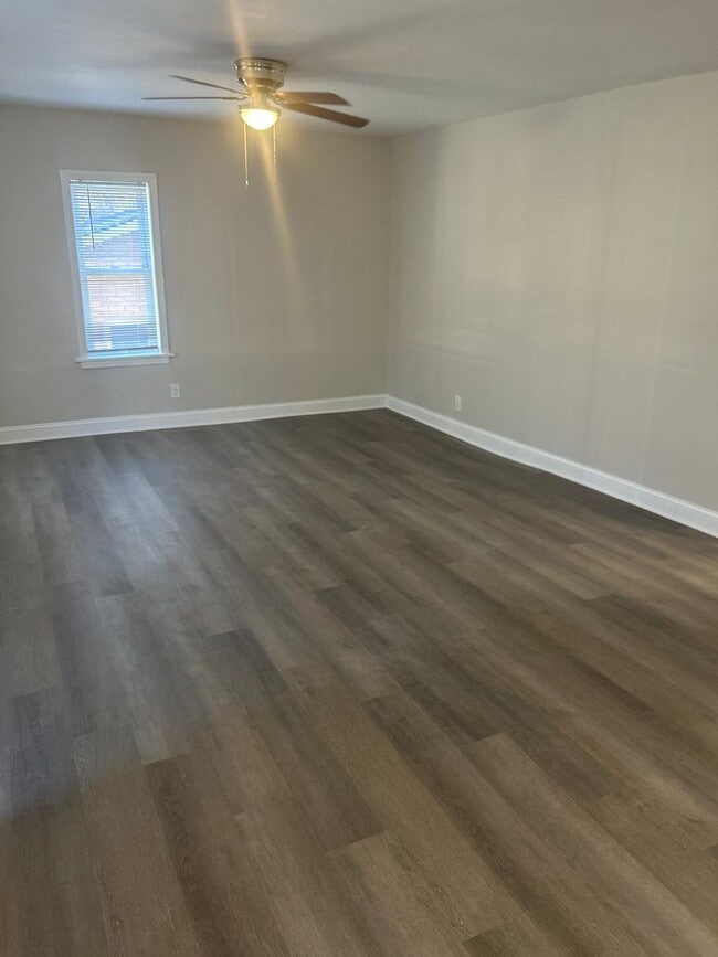 Photo - 1656 NE 22nd St