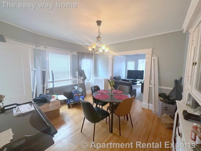 Photo - 281 Alewife Brook Pkwy Unidad #2