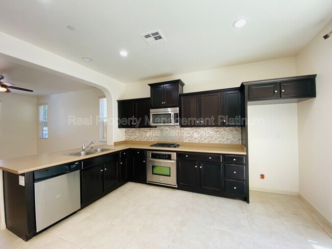 Photo - 3628 Elevations Way