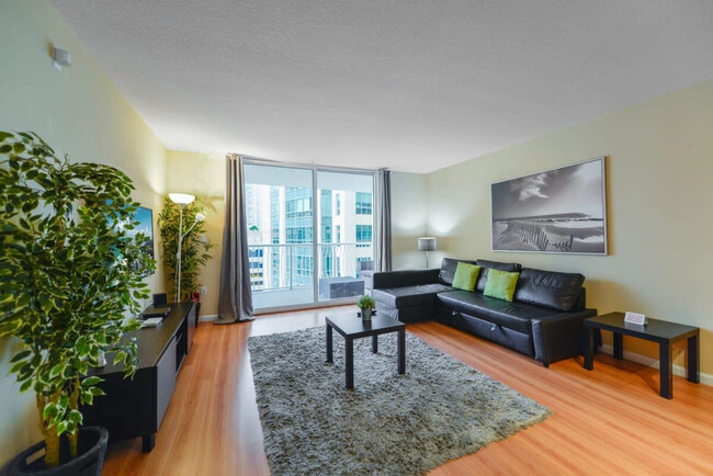 Photo - 1200 Brickell Bay Dr Apartamento Unidad FL21-ID1022204P