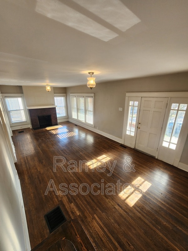 Photo - 2029 Baringer Ave