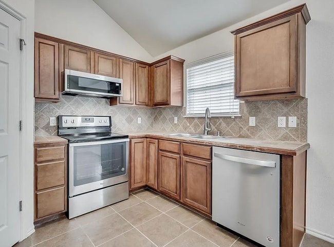 Photo - 2221 NW 199th St