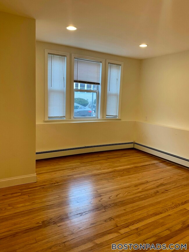 Photo - 20 Magoun St Unit 1