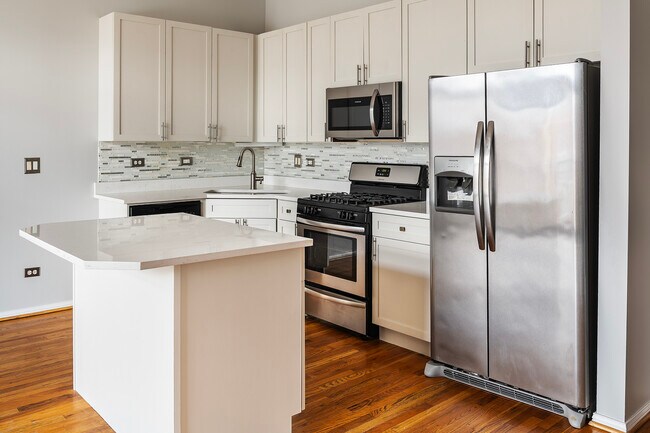 Photo - 950 W Monroe St Unit 616