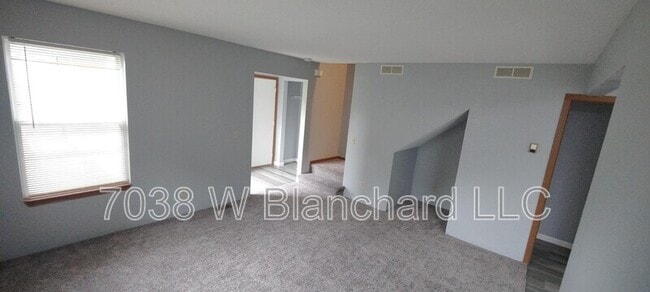 Photo - 815 Whitney St