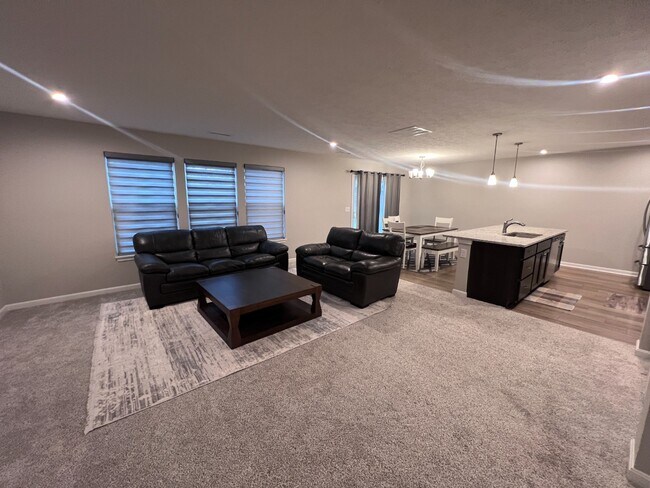 Photo - 1258 Slate Ct